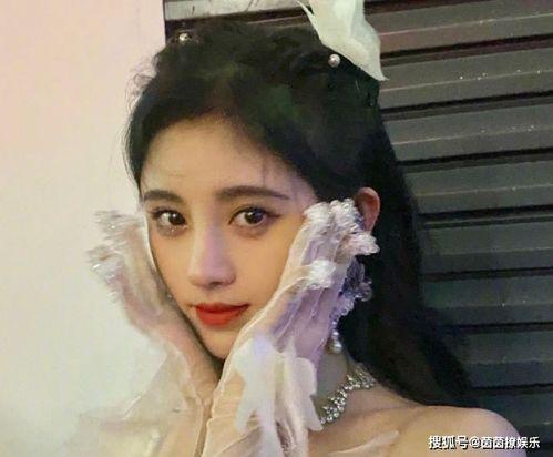 娱乐圈吃瓜鞠婧祎是谁啊,揭秘“吃瓜”背后的明星魅力